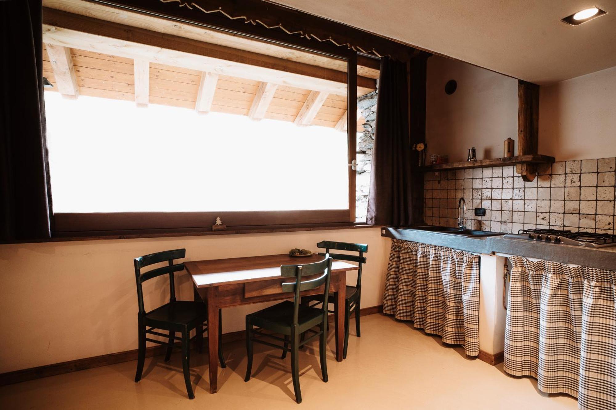 Maison Rosset Agriturismo, Camere, Appartamenti E Spa In Valle D'Aosta Нюс Экстерьер фото