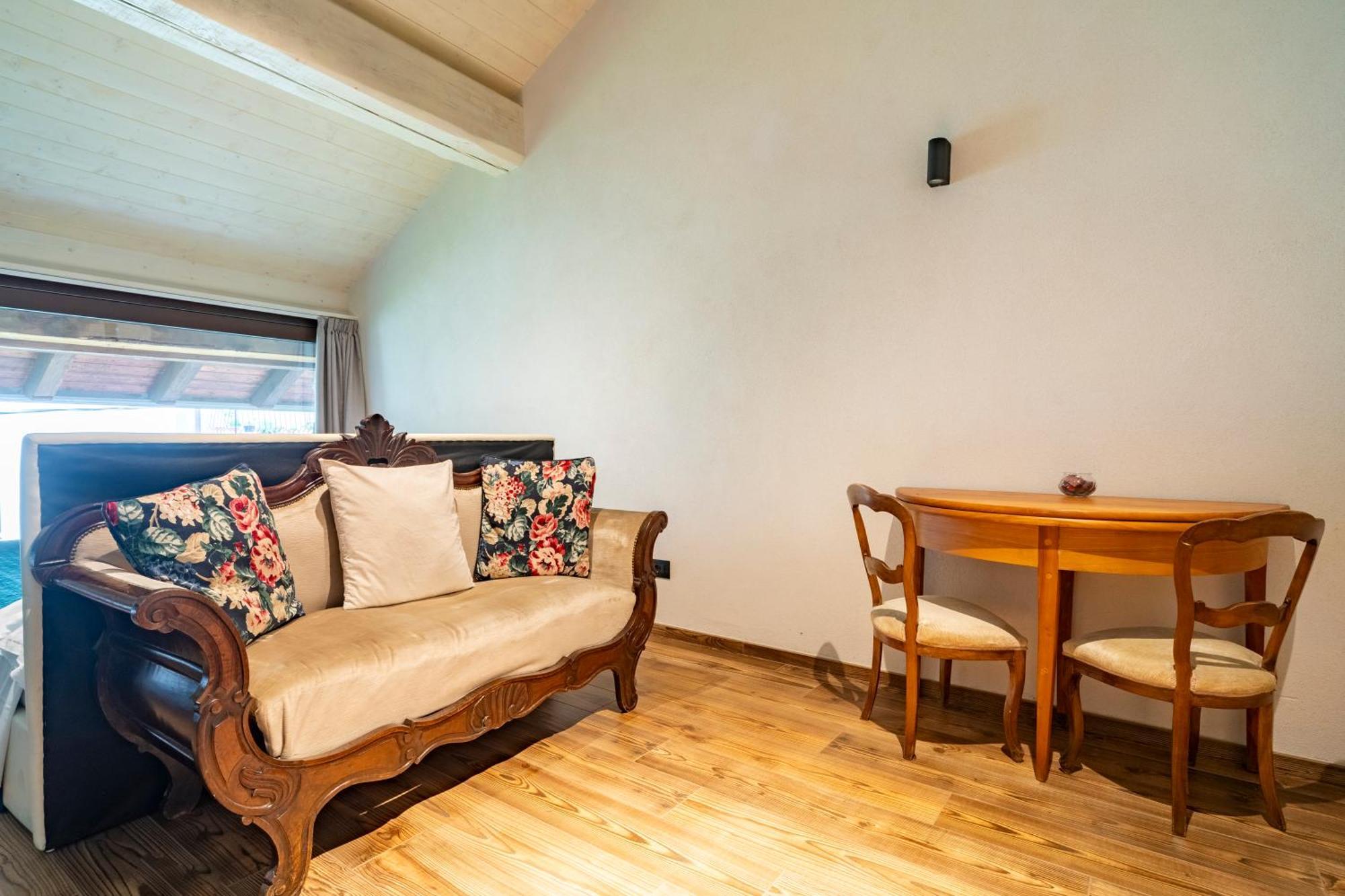 Maison Rosset Agriturismo, Camere, Appartamenti E Spa In Valle D'Aosta Нюс Экстерьер фото